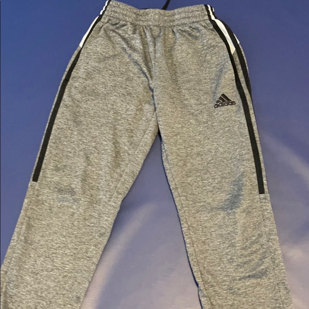 Adidas pants size S/8